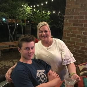 Meet your Posher, Julie